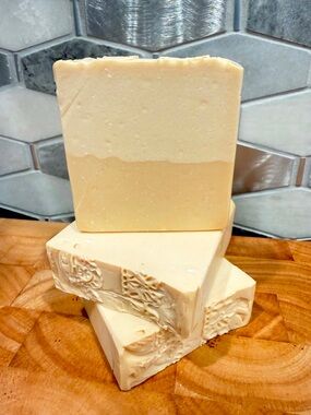 Turmeric gentle glow- Turmeric, Honey & Goats Milk Organic Bar Soap. Unscented